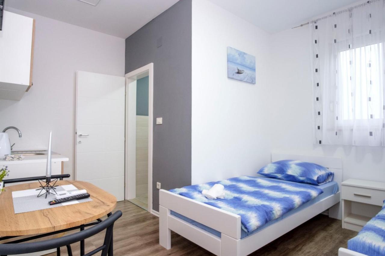 Ana Rooms Ljubuški Buitenkant foto
